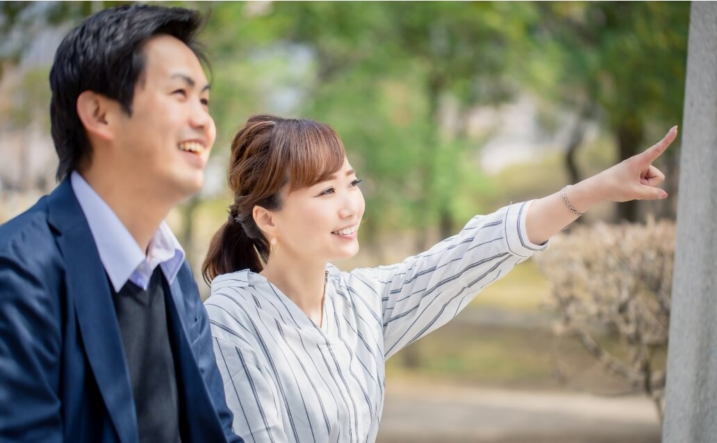未来を見つめる人たち